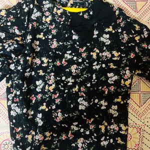 New Black Floral Printed Top With Bow