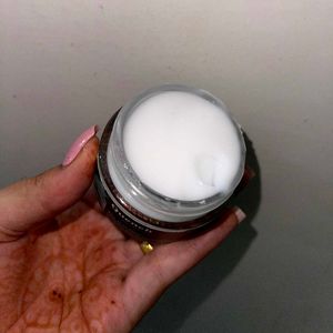 Snail Mucin Moisturizer On Sale !