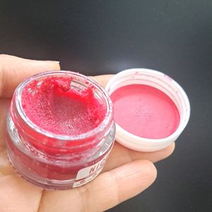 NicoLips Lip Lightening Scrub Balm