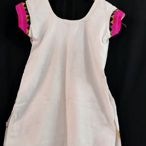 Women White Kurti With Lace Border