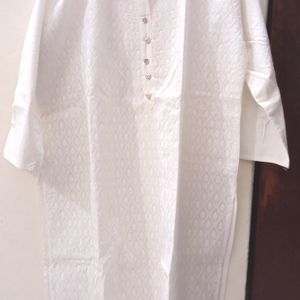 Beautiful White Pure Cotton Kurta With embroidery