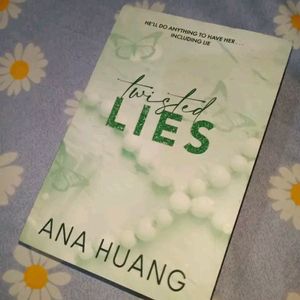 Twisted Lies {English Paperback}