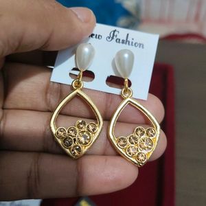 Very Beautiful Earring