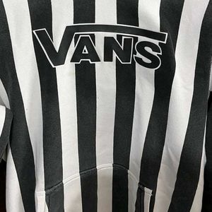 VANS BLACK AND WHITE VERTICAL STRIPES HOODIE