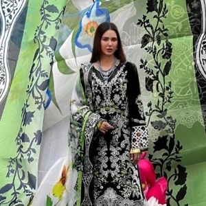 New Stayle Pakistani Poshaq Dresses Beautiful Dres