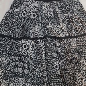 Black And White Printed Long Skirt (Stretchable)