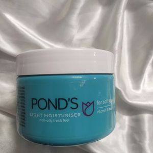 Ponds Light Moisturiser..