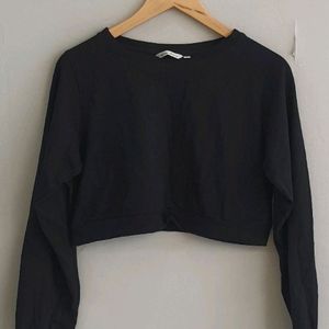 Black Cropped Sweatshirt