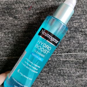 Neutrogena facewash + cream combo