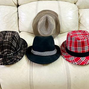 3 Unisex Hats🎩(Free size)