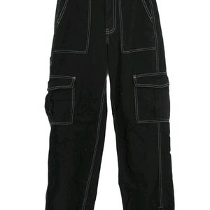 Women Black Cargo Jeans