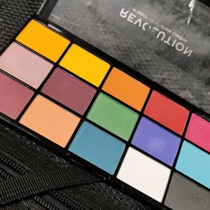 Makeup Revolution London Eyeshadow Palette