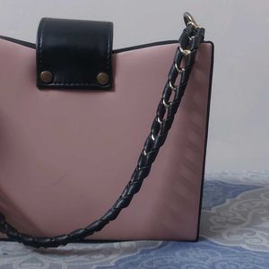 Beautiful  Light Pink Or Balck Color  Slingbag