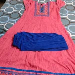 Pink Kurta Set With Leggings