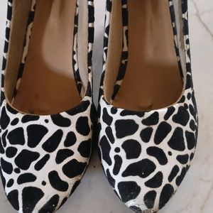 Tiger Print Blk White Combination Heel