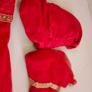 Red Anarkali