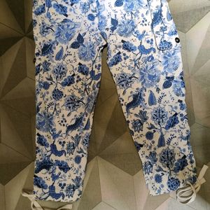 Cute Capri Pants, 98% Cotton