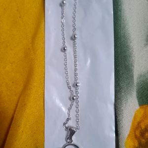 Long Chain With Pendent