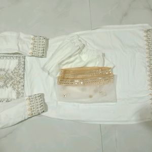 INDO ERA EthnicEmbroidered Kurta With Trousers Dup