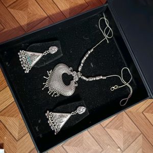 Silver Oxidised Pendant Chain With Earrings