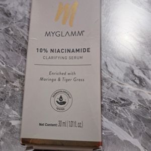 Myglamm Niacinamide 10% Clarifying Serum