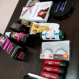 14 Items Make Up ➕ Nackchain Box Free