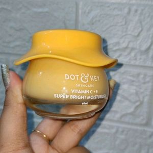 Dot Nd Key Vitamin c E Face Moisturizer New Big On