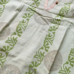 Light green straight kurta for women