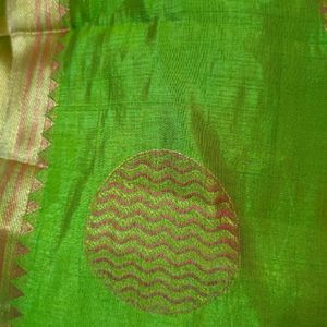 Green Silk Saree With Blouse