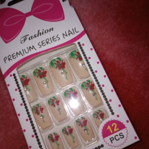 Artificial Nails In Nude Colour