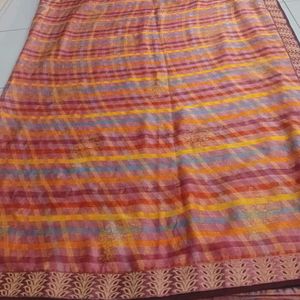 Pink Lehriya Printed Saree With Blouse