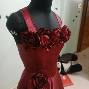 Unique Rose Dress 🌹