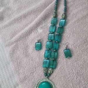 Turquoise Blue Necklace With Matching Earrings