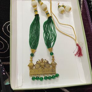 Green Golden Necklace