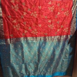 👑red With Blue Banaras Silk Saree. No Blouse👑