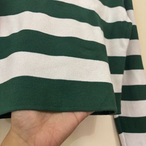 Zara Cropped Green Sweatshirt