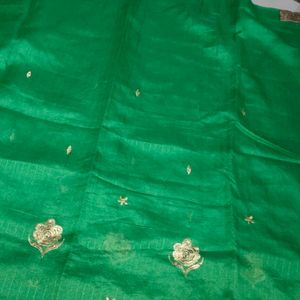 Green Saree With Blouse