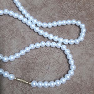 Pearl Beaded Necklace