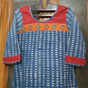 Beautiful Embroidery Work Short Kurti