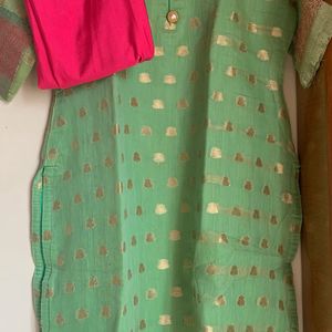 Banarasi Kurta With Leggings