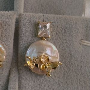 Premium Pearl Butterfly Earrings