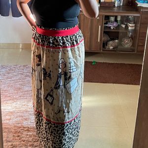 Slveeless Black Print Long Dress