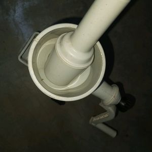 Manual Juicer, In Good Condition