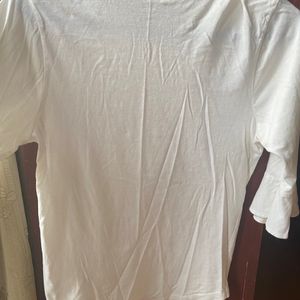 White Cotton top with bellsleeves