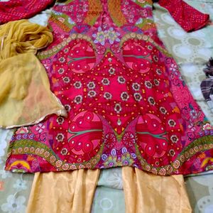 Salwarsuit  With Duppata For Donation