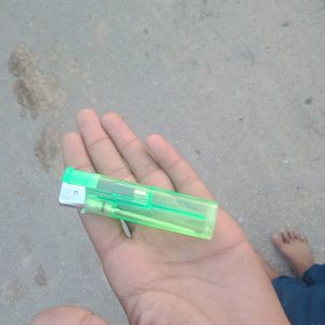 Green Color Ka Lighter New Lighte