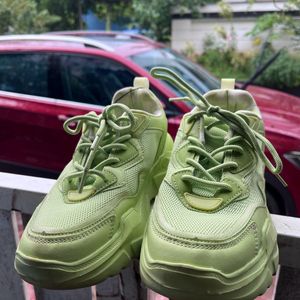 Vibrant Lime Green Westside Sneakers - Like New