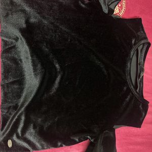 ONLY black velvet top