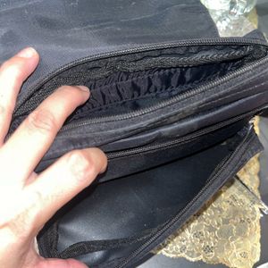 Black Unisex Sling Bag