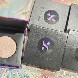 Sugar Singale And Pallet Blush Hi lighter